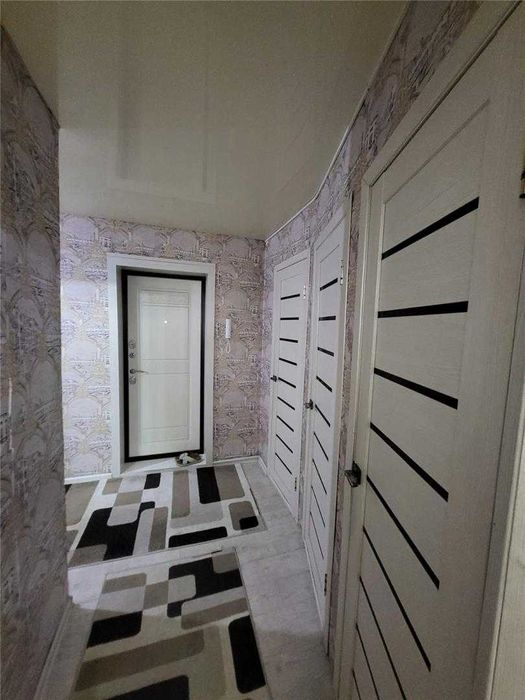 а Продам 3 комнатную Свечка 7 микрорайон