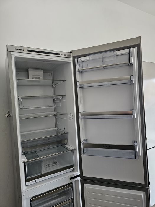 Хладилник с фризер SIEMENS