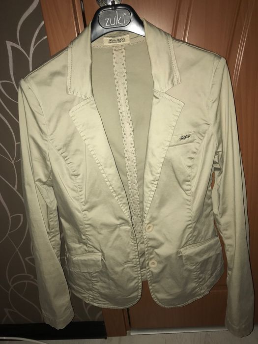 Дамско елегантно сако