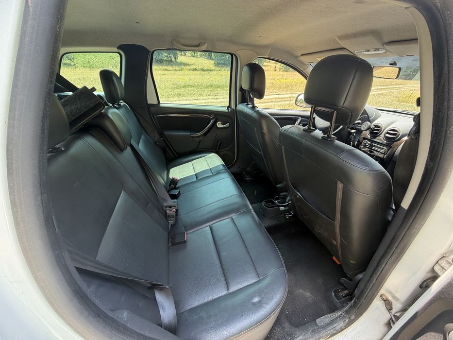 Dacia Duster 1.6 benzina 2011