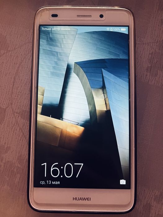 Телефон Huawei GT3