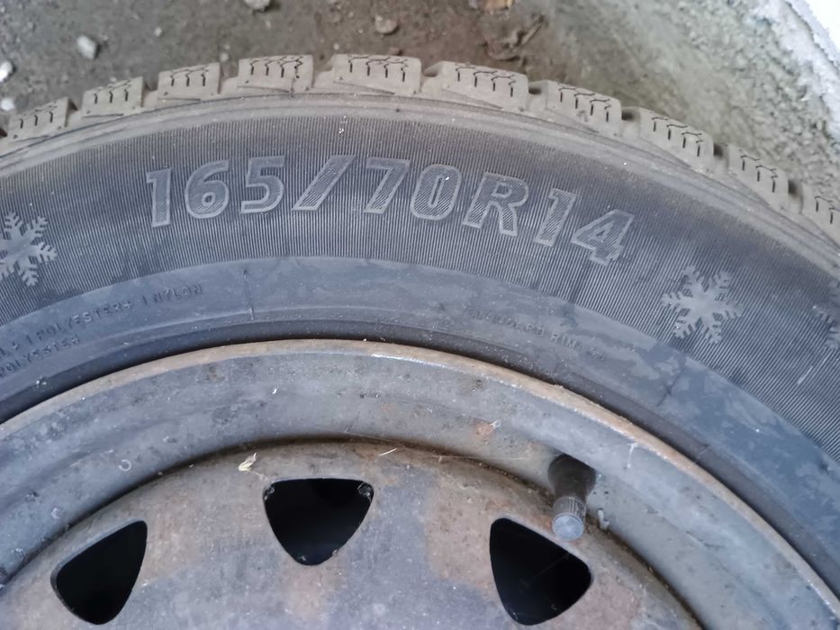 Jante + anvelope 165 / 70 R14 - Fiat Punto 2