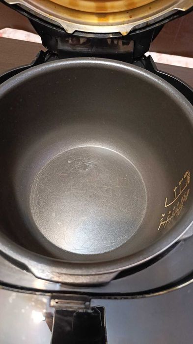 Мултикукър Philips HD2151/40