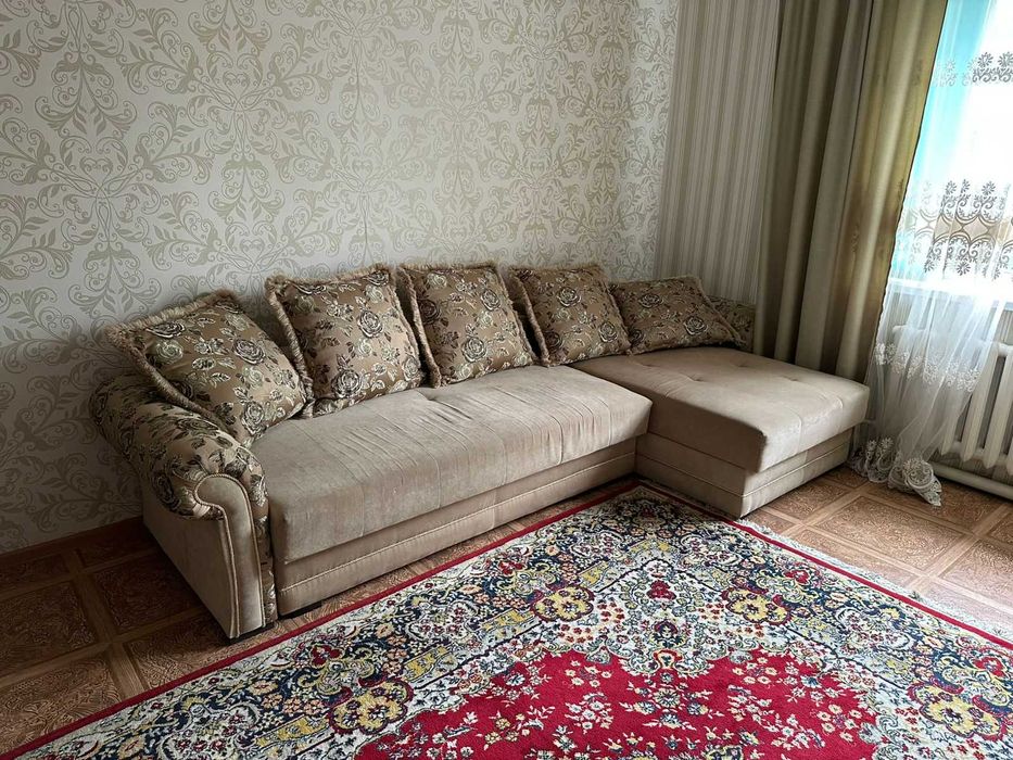 Продаю раскладной диван (производство - Россия) — г. Косшы