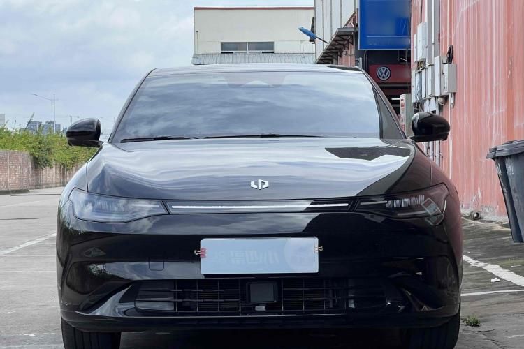 Продаёться презентабельный Leapmotor C01 Smart Long Range 717 km фулл