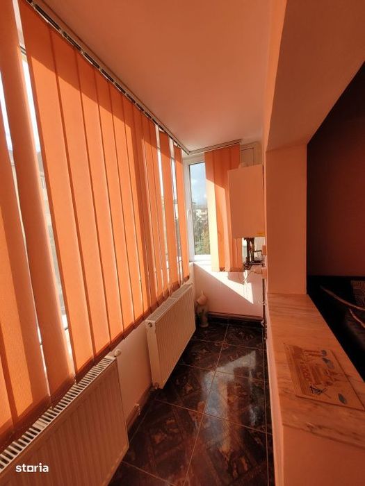 Apartament cu 3 camere, 70 mp, zona Garii