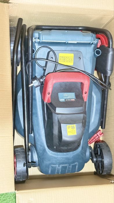 Газонокасилка новая