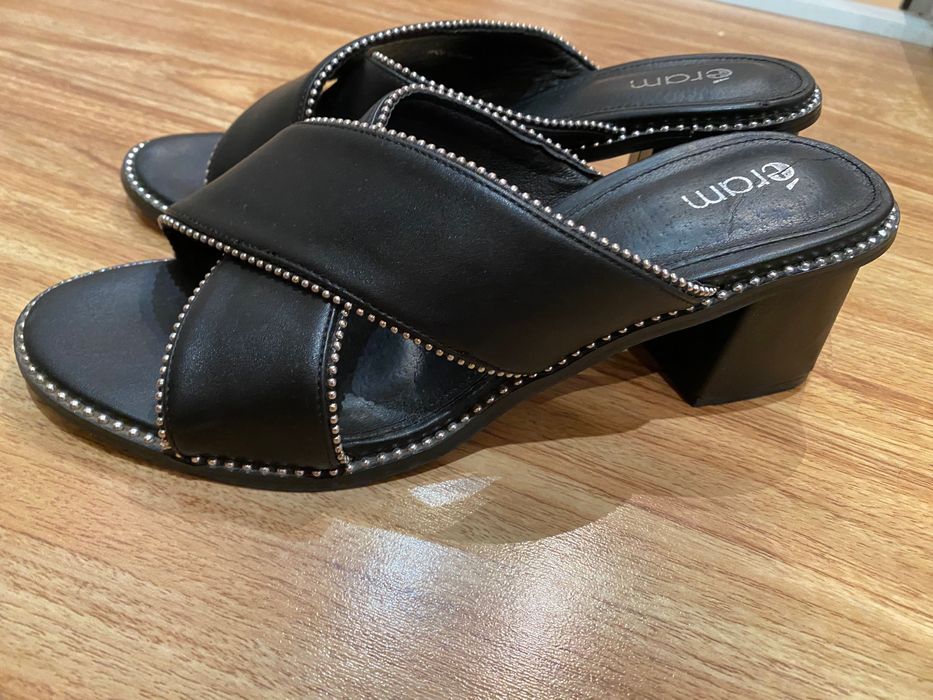 Чехли на ток 39 н