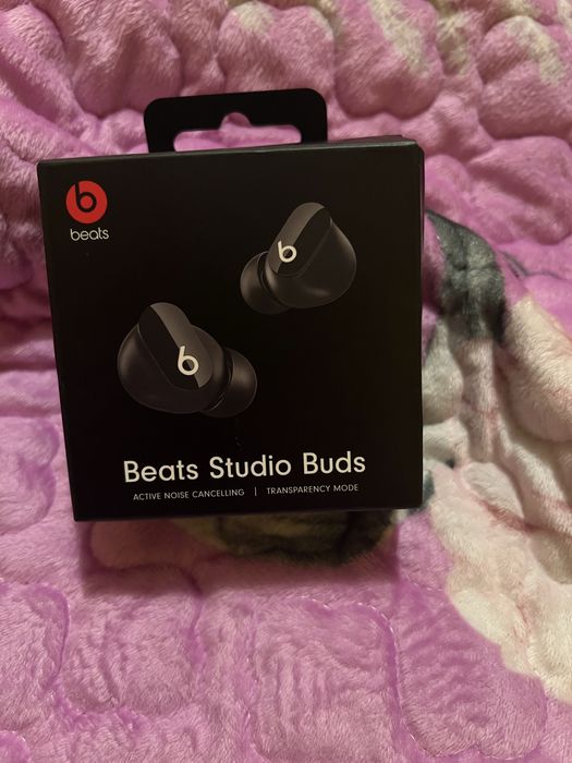 Vand casti Beats Studio Buds