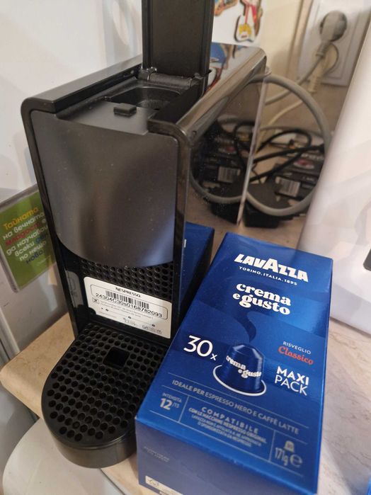 Кафе машина-капслули -nespresso