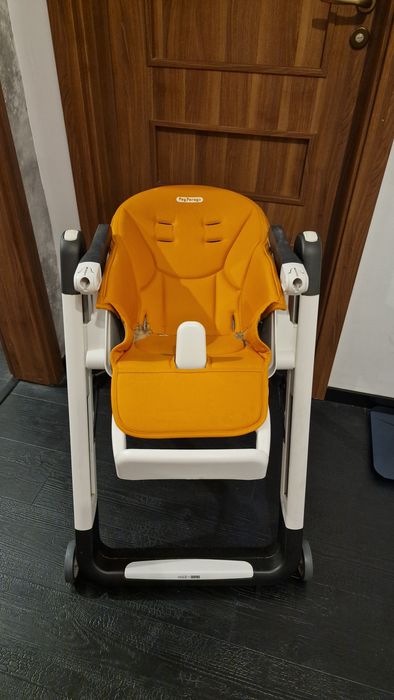 Scaun de masa 2 in 1 Peg Perego, Siesta Follow Me, Arancia