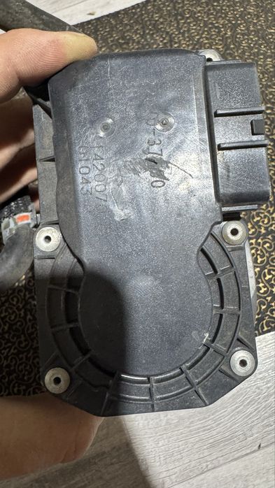 Дросель Toyota rav 4 18-20