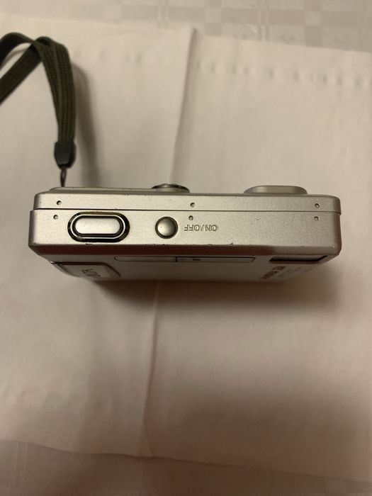 camera foto digitala Minolta Dimage. Xt