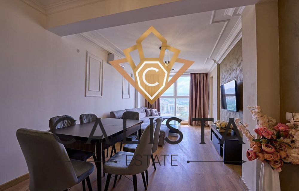 Дава се под наем Тристаен апартамент в Пловдив, Кършияка - 150 кв.м за 714 € - Снимка #2