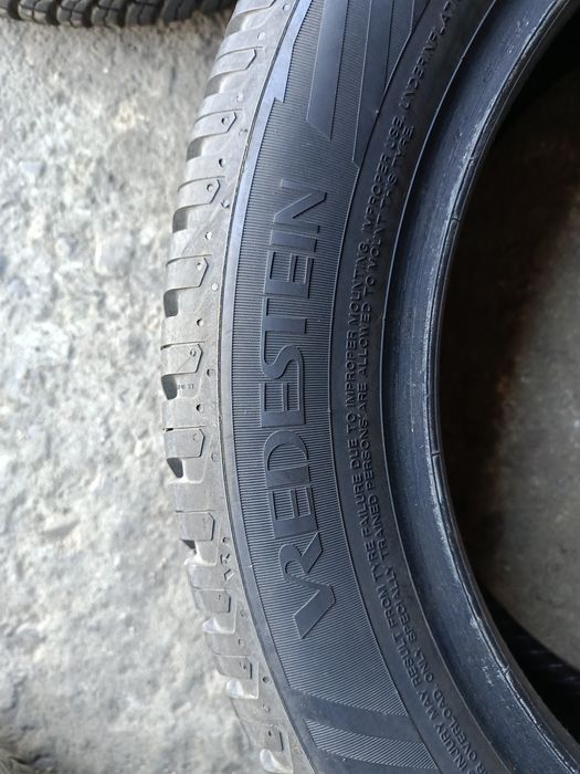 Всесезонни гуми -15цола -185/55-1бр.-30€-."VREDESTEIN"-като нови