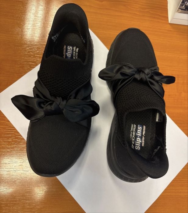 Vand pantofi sport