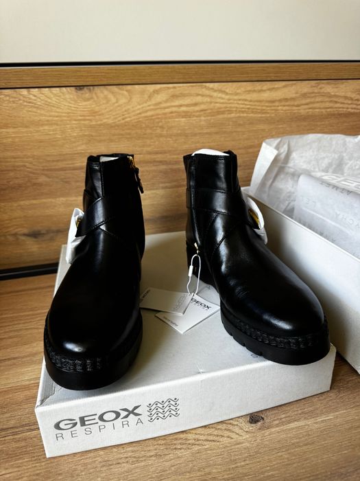 Ghete piele naturală veritabila Geox originale noi