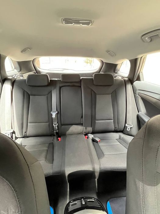 Продавама Hyundai i40
