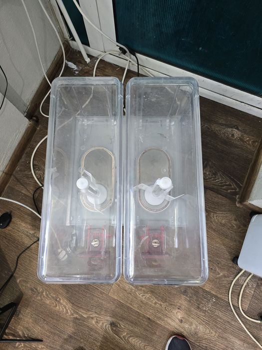 Диспенсър за сок UGOLINI ARCTIC DELUXE 12/2 AA