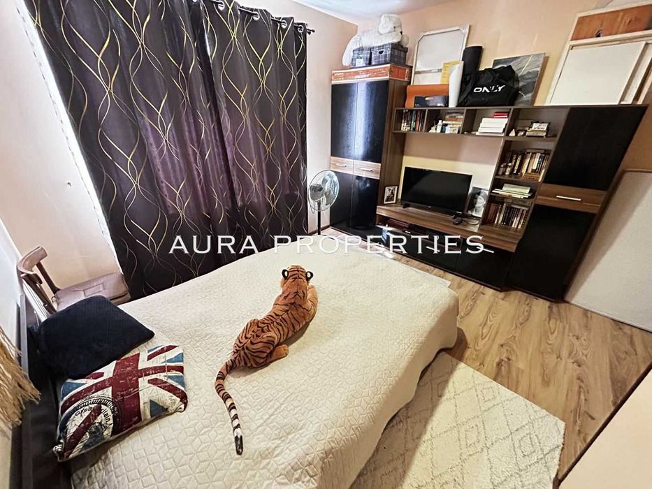 Разград / Къща, напълно обзаведена