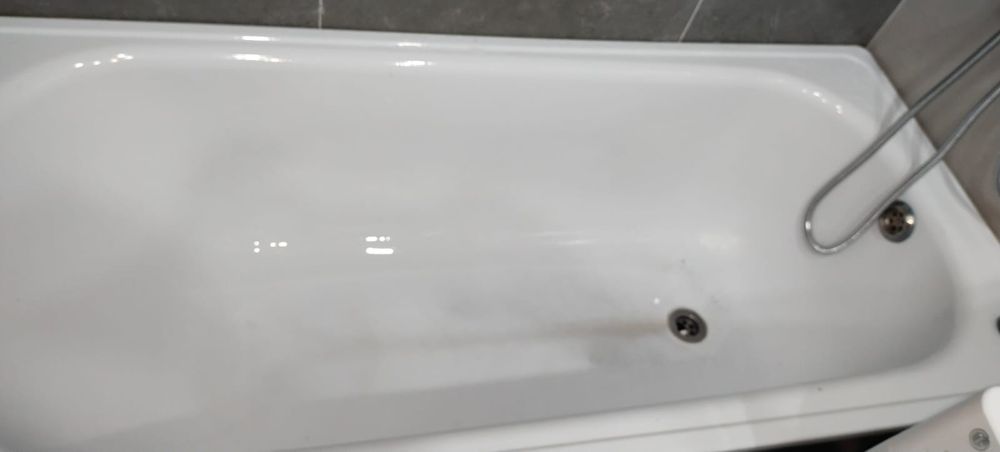 Продам ванну  размером 150 см