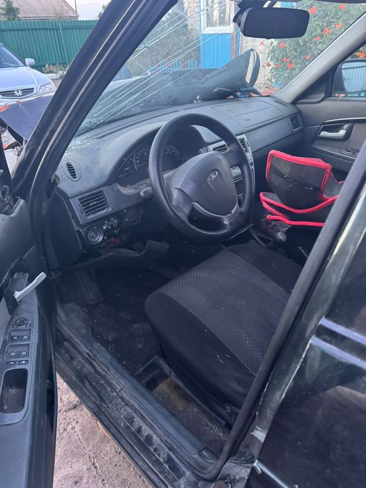 Продам Ладу Приору после дтп