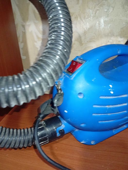 Aparat vopsit zugravit