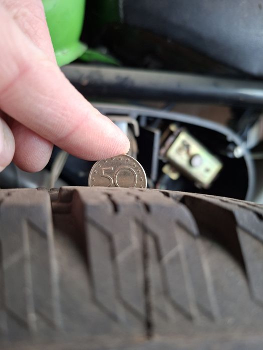 Бусови зимни гуми с джанти