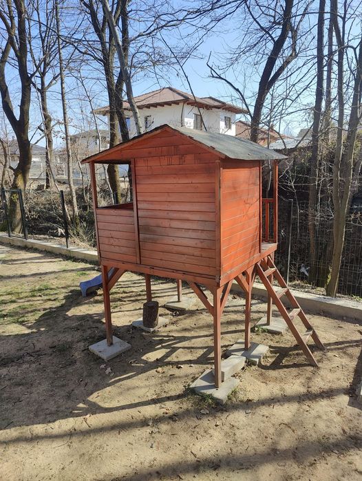 Căsuță pentru copii de gradina din lemn