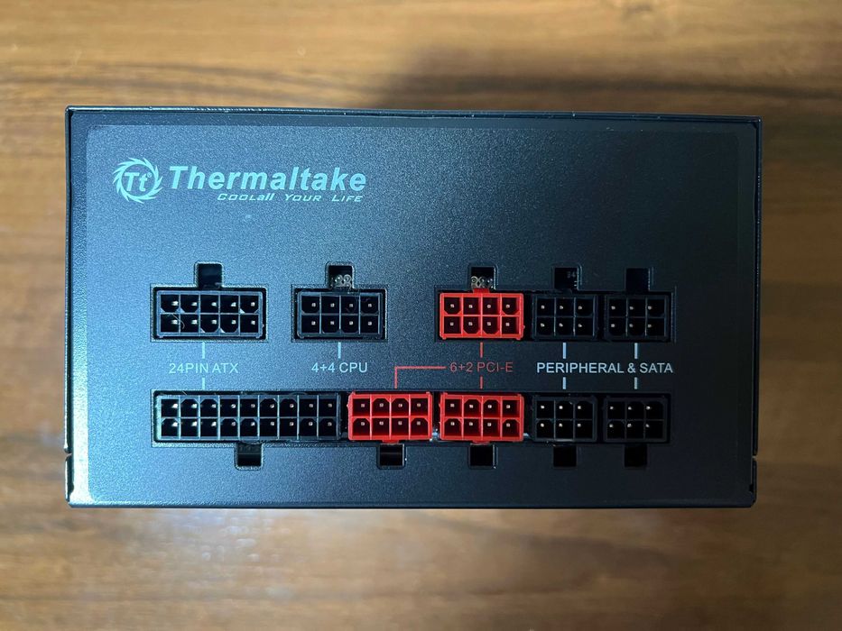 Блок питания Thermaltake 850W RGB