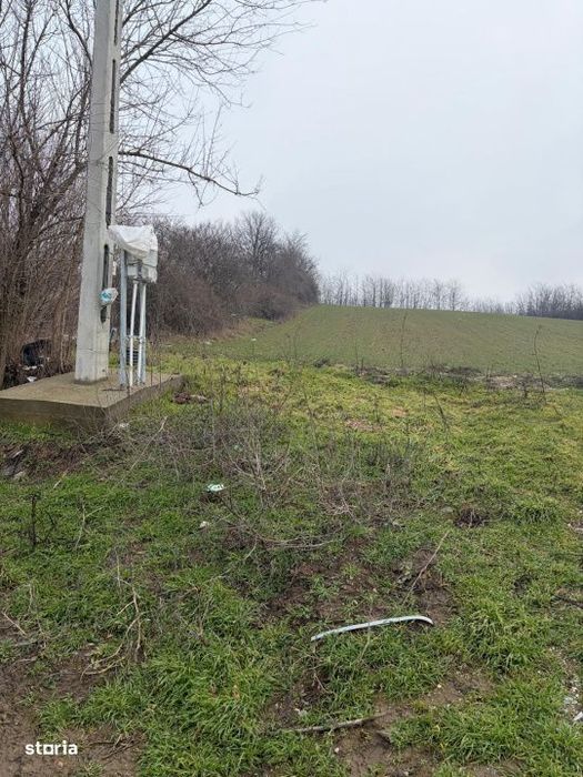 Teren de 6700mp, la intrarea in Filiasi ,la 50m de str. Racoteanu