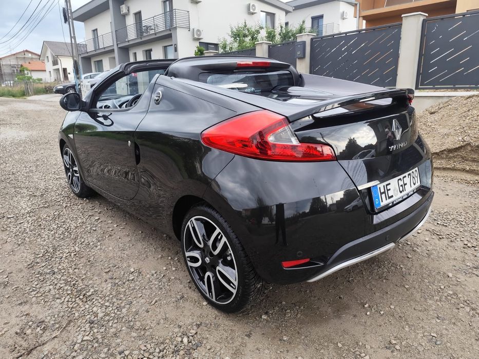 Decapotabilă renault wind
