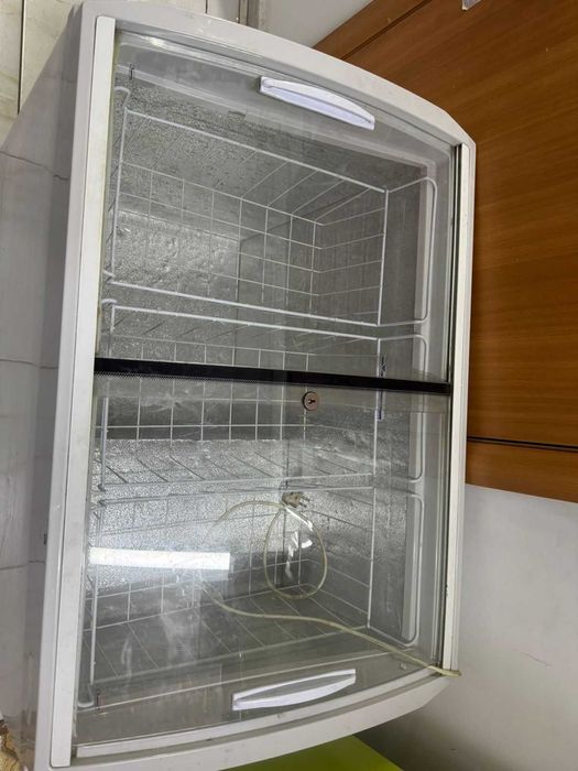морозильник для магазина