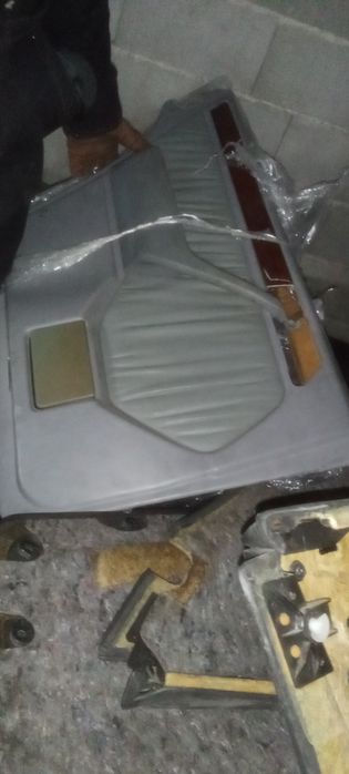 Мерседес 124 обшивки кожа