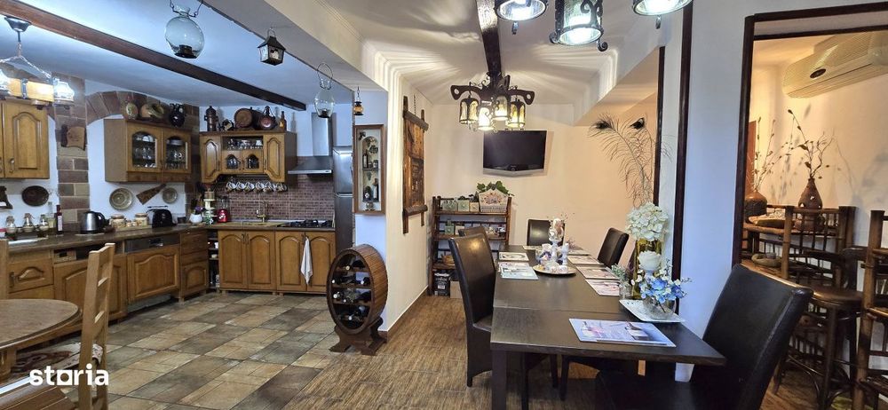 Pensiune 17 camere in Eforie Nord – afacere de familie, gata de expl