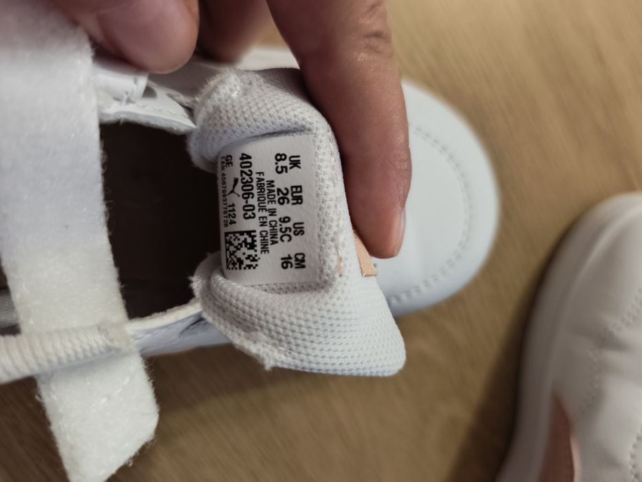 Маратонки Puma за момиче 26 номер.
