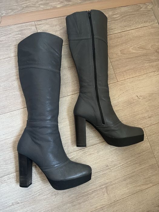 Ботуши на висок ток от естествена кожа, размер 38