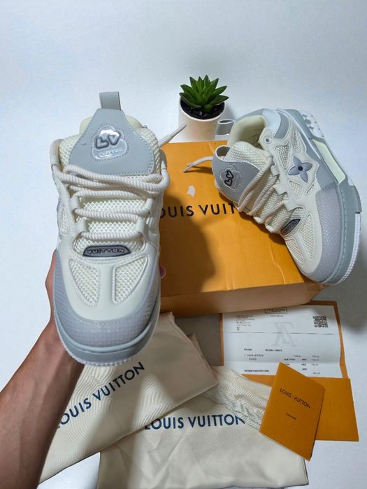 Louis Vuitton Skate white grey