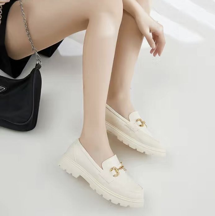 Туфли лоферы женские