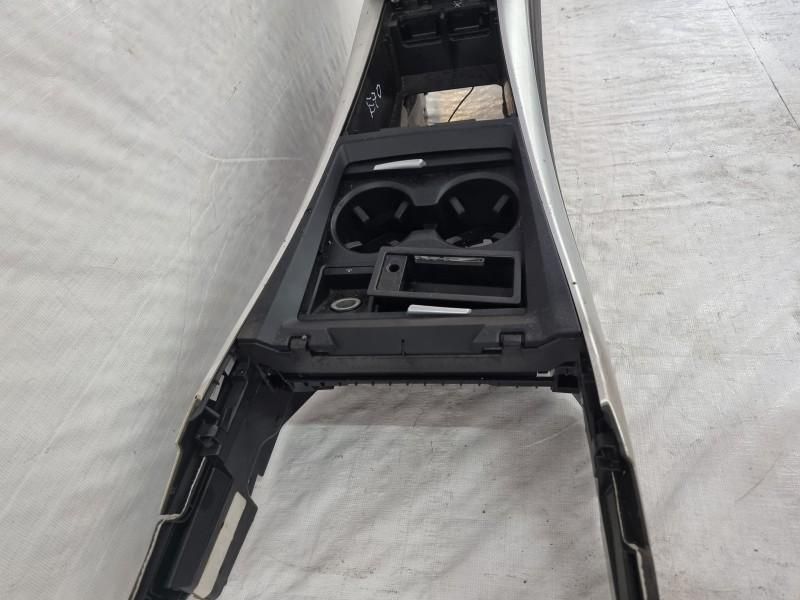 Cotiera cu grila ventilatie spate BMW X5 (2007-2013) [E70]