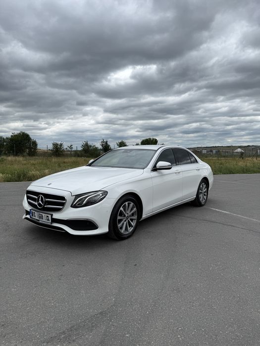 MERCEDES-BENZ E-Class 2018