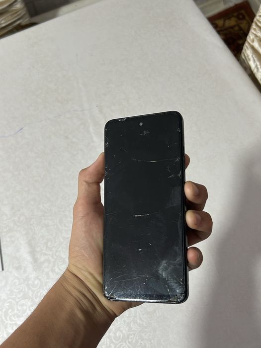 Tecno spark 20 128/16