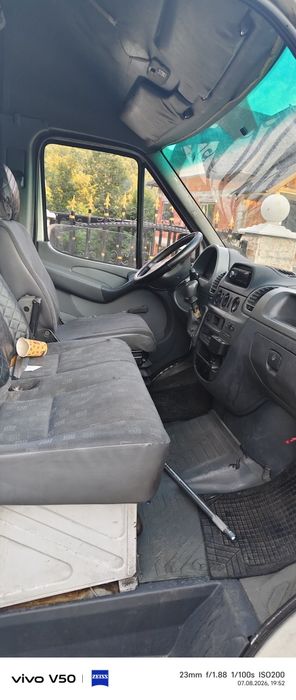 Mercedes Sprinter 6locuri 3000 euro fix