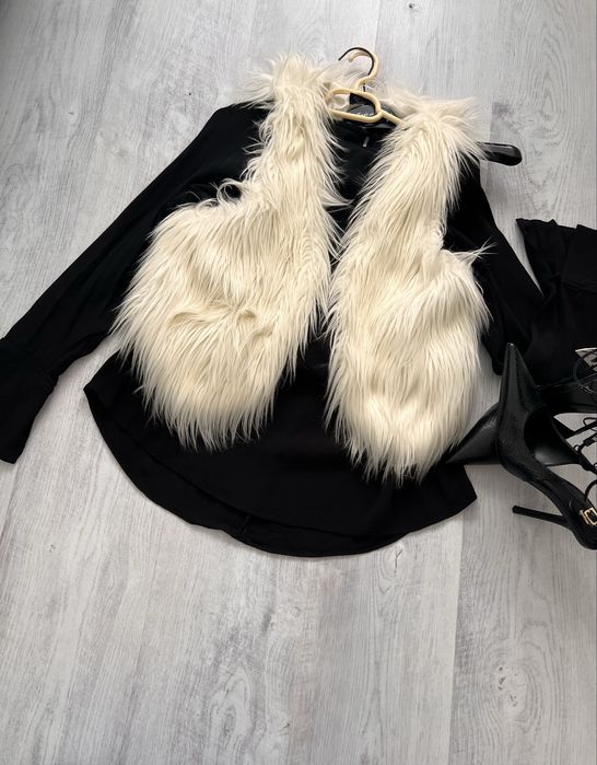 Vesta crem de blana artificiala , S/M, 36/38