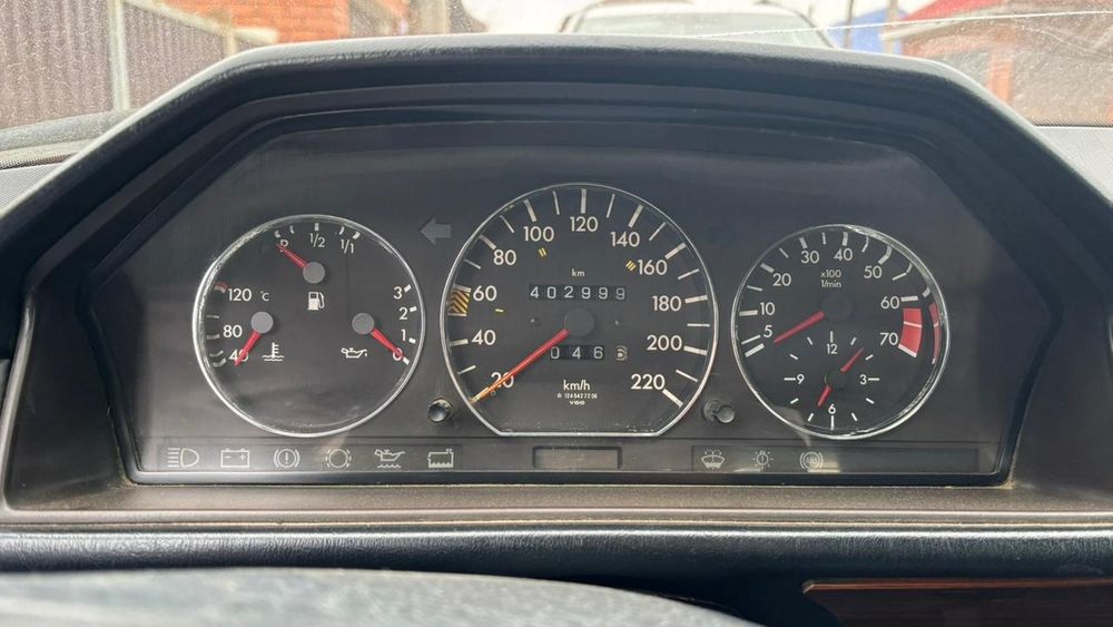 Продам Мерседес W 124