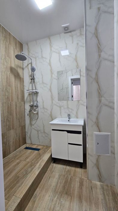 Продаётся 4х комнатная квартира по адресу Геофизика с евроремонтом