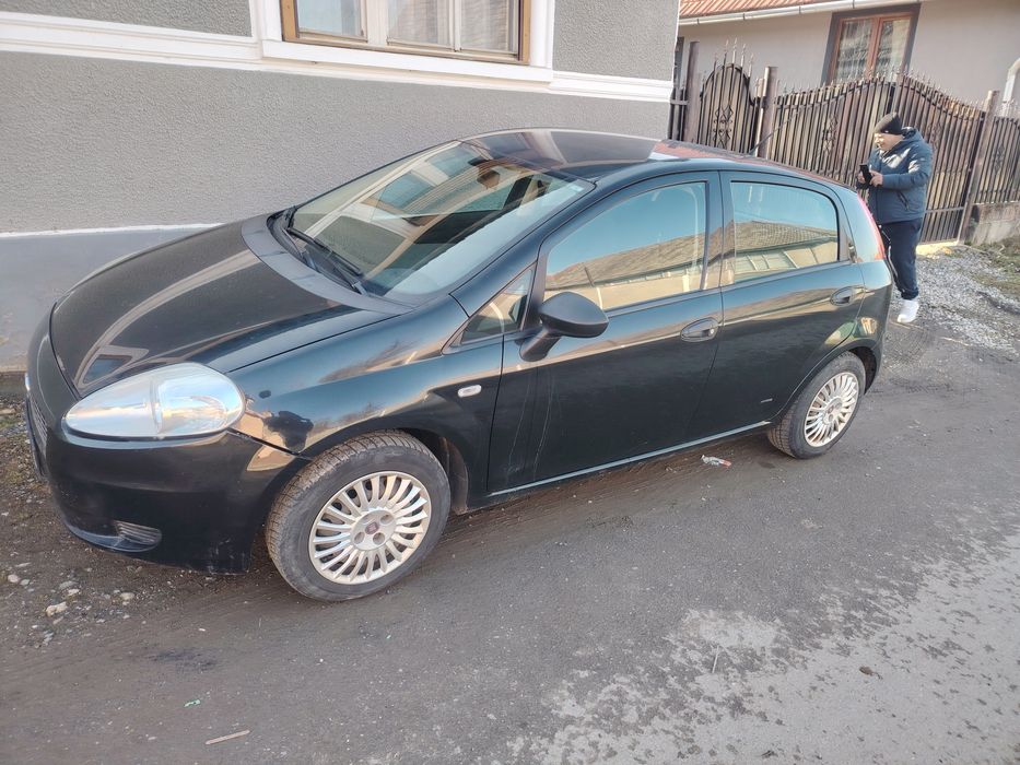 Vând FIAT Grande Punto 2008 1.4 benzină