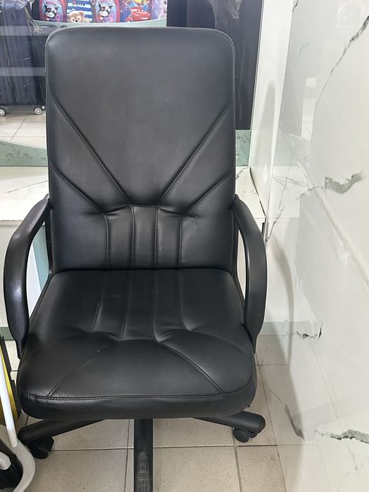 Продам стул , ресепшн