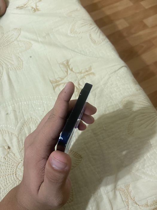 Айфон 12