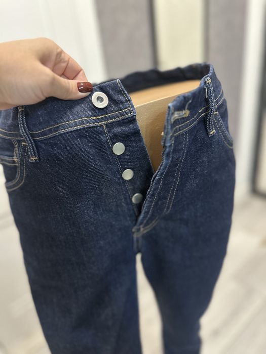 Джинсы Massimo Dutti